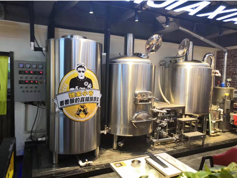 300L酒店啤酒設備--山東豪魯 300L酒店啤酒設備--山東豪魯